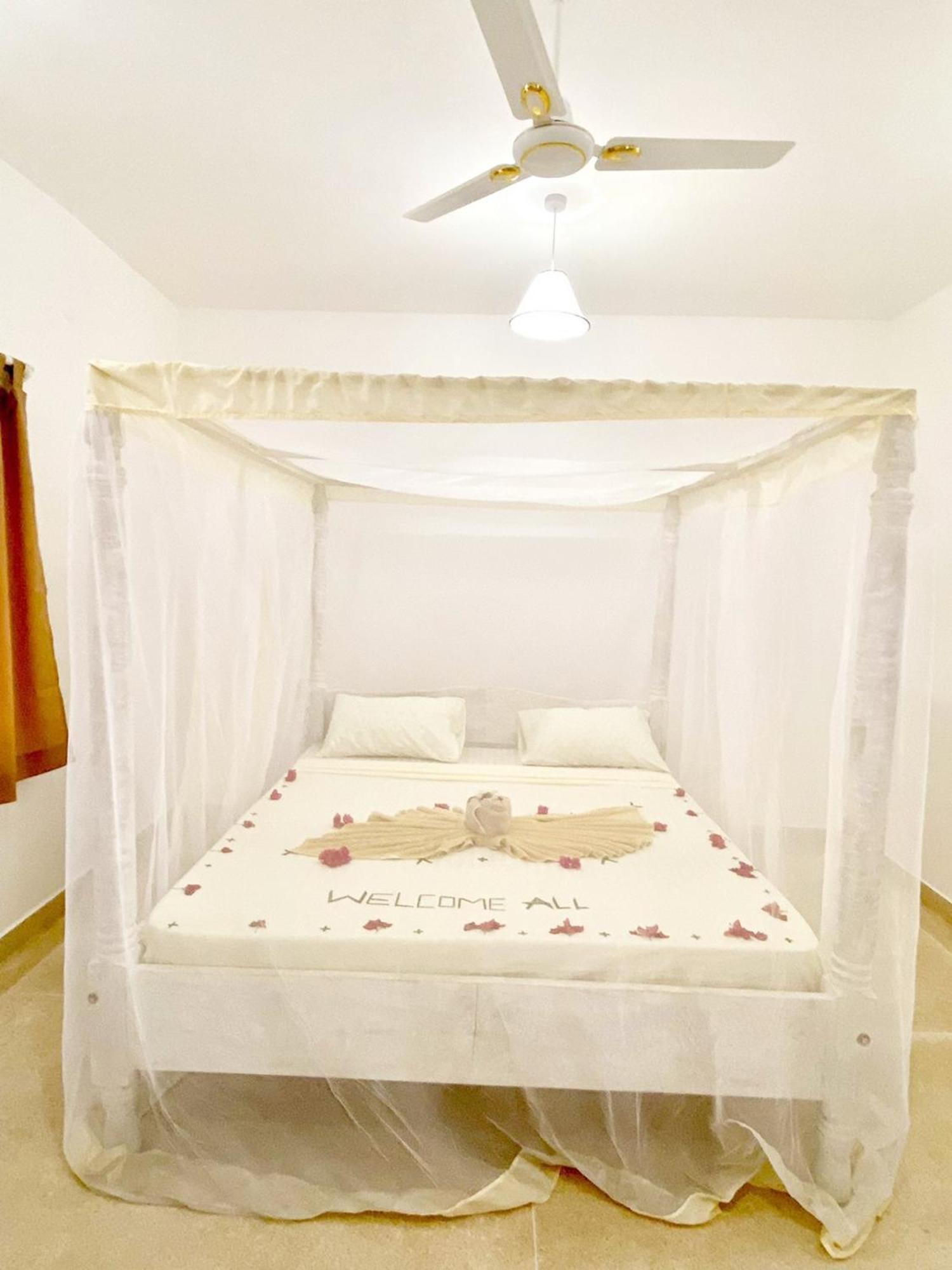 Blue Diamond Villa Watamu Extérieur photo